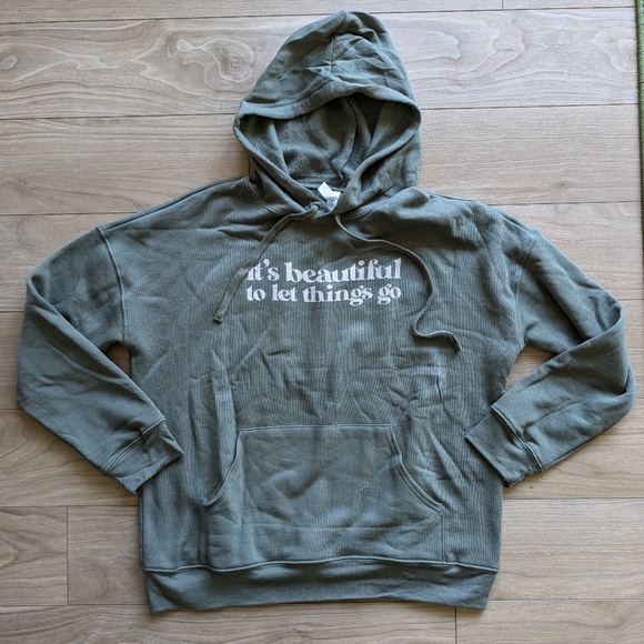Mountain Moverz It's Beautiful to Let Things Go Oversized Unisex Hoodie Medium - Picture 1 of 4